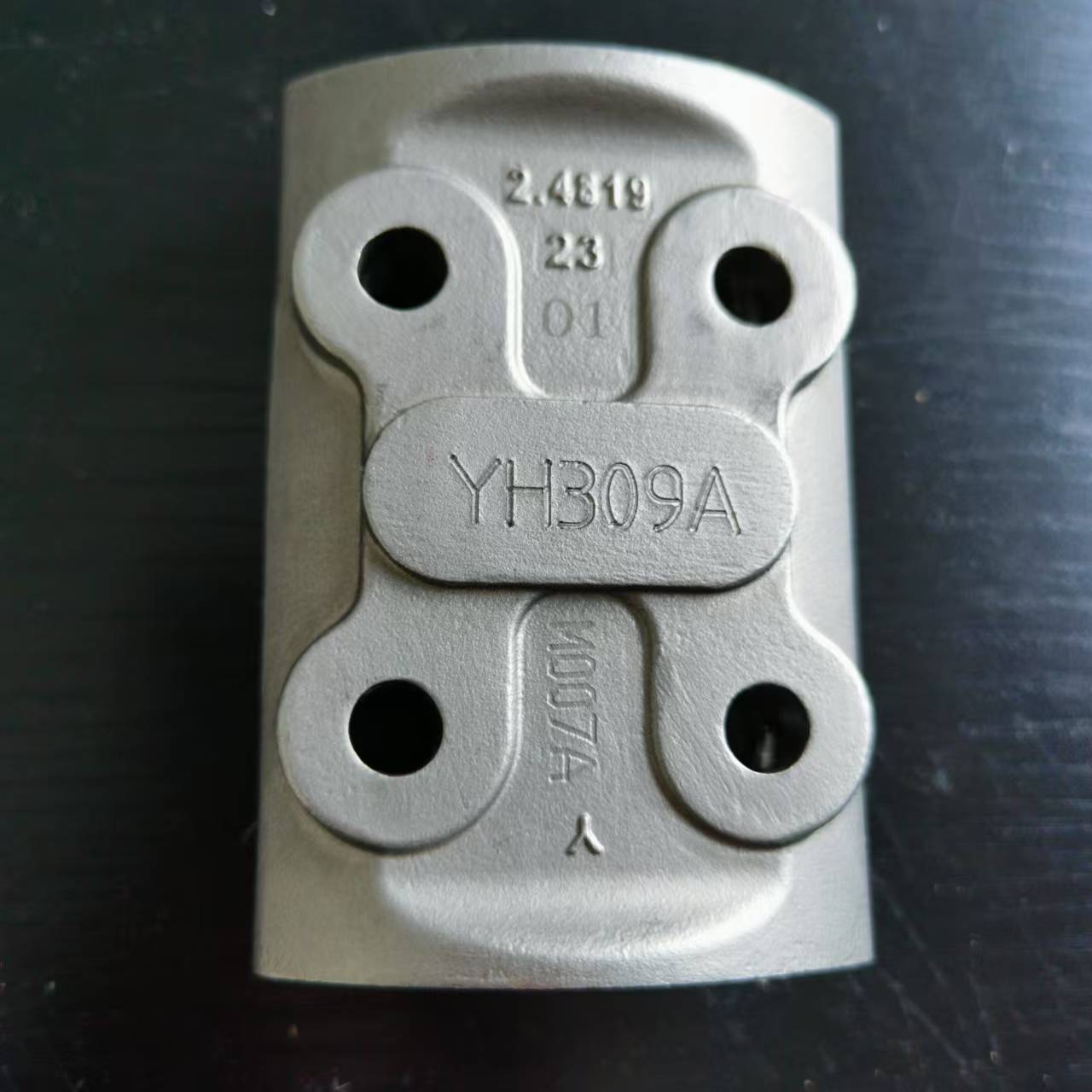 Cómo elegir una máquina marcadora neumática para placas de identificación y números de serie